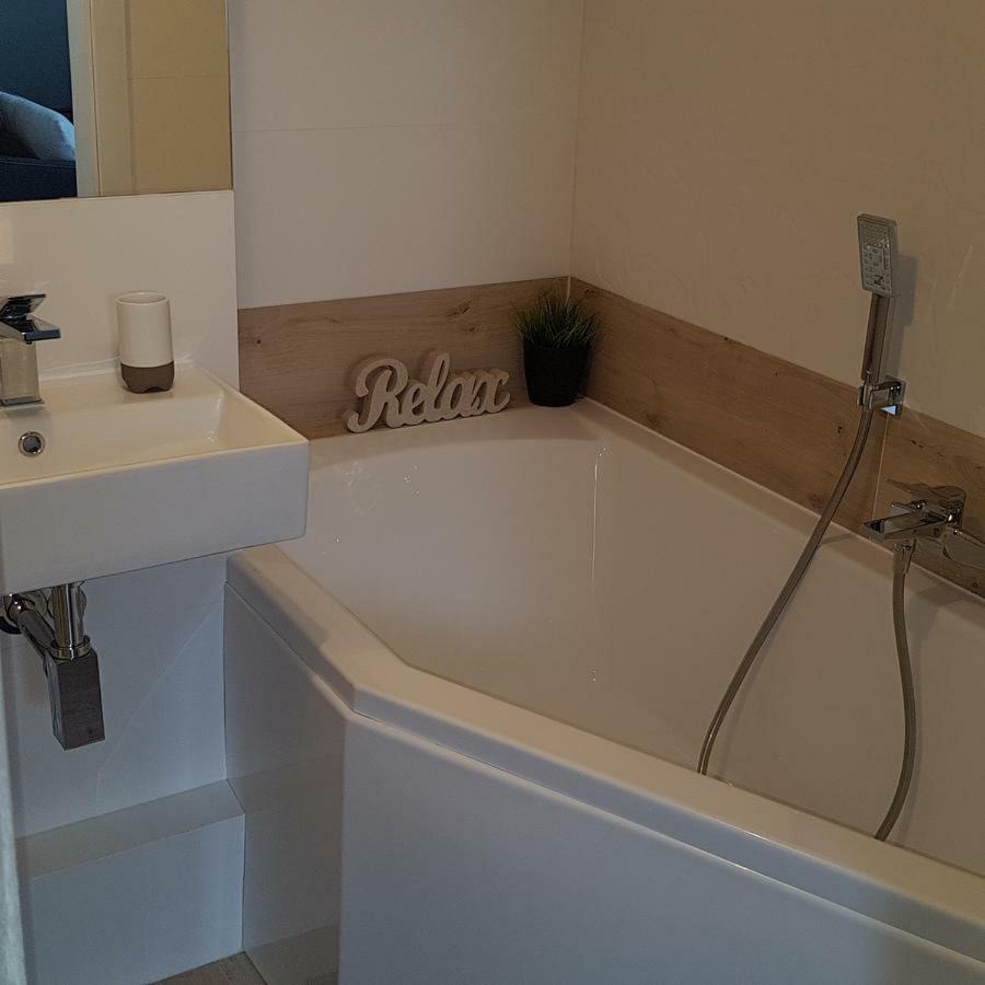 קילצה Red Rose Apartament -Parking -Taras- Faktura Vat מראה חיצוני תמונה